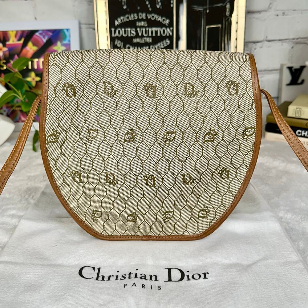 Dior Beige Monogram Canvas Shoulder Bag with Tan Leather Trim - Picture 4 of 16